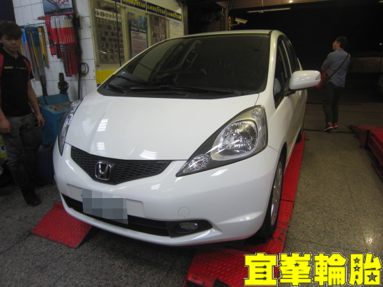HONDA FIT ORO W417 盲塞式TPMS極致安裝 胎圈最佳化平衡 HONDA FIT ORO W417 盲塞式TPMS極致安裝 胎圈最佳化平衡
