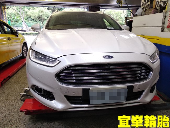 Ford Mondeo Wagon  行駛偏向 3D四輪定位