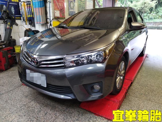 TOYOTA ALTIS Gulf ULE 5W40 輪胎對調