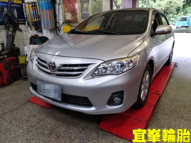 TOYOTA ALTIS SELENIA 5W30 輪胎對調