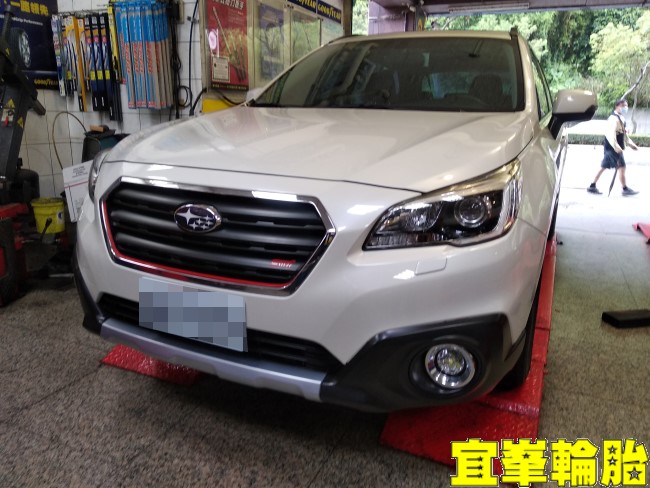 Subaru Outback Gulf CX 5W30 行駛偏向 Yokohama BluEarth-XT AE61 For Urban SUV 225/60/18 3D四輪定位