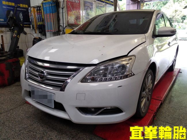 Nissan Super Sentra AWIA GTA 10W40 Maxxis HP5 215/45/17 3D四輪定位