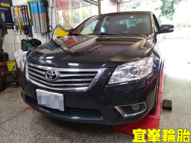 TOYOTA CAMRY Gulf ULE 5W40 Yokohama AE01F 215/60/16  3D四輪定位