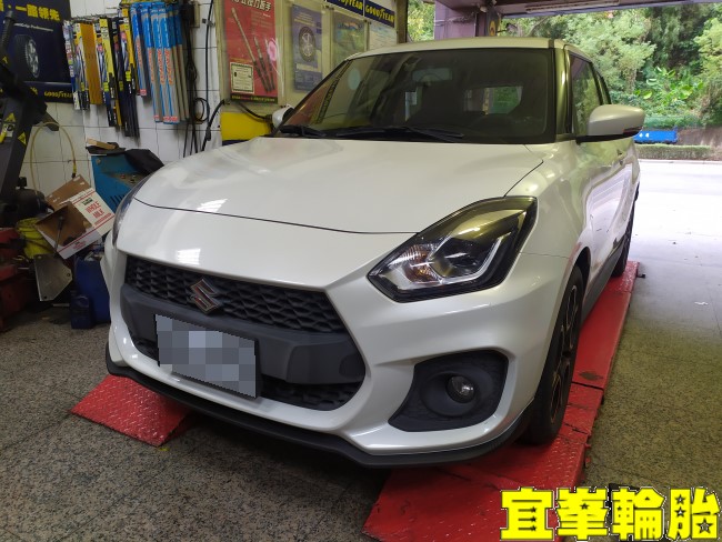 Suzuki swift sport 自備機油保養 KYB New SR 藍筒避震器配短彈簧安裝 3D四輪定位