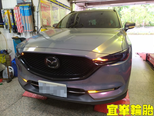 MAZDA CX-5 Gulf CX 5W30 YOKOHAMA BluEarth-XT AE61 For Urban SUV 225/55/19 3D四輪定位