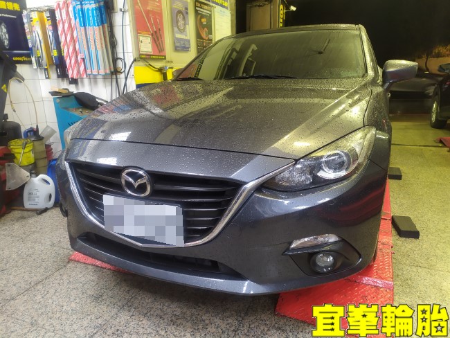 Mazda All-new Mazda3 KYB New SR 藍筒避震器配原廠型彈簧安裝 3D四輪定位