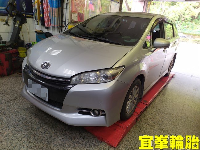 TOYOTA WISH Gulf ULE 5W40 輪胎對調