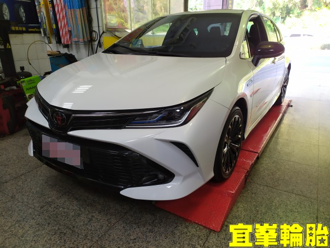 Toyota Corolla Altis GR SPORT Gulf GDI 0W20 輪胎對調 自備鋁圈更換