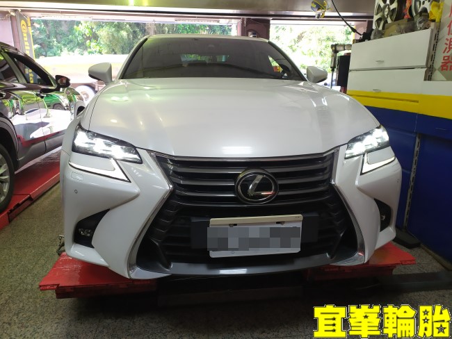 LEXUS GS350 Michelin Primacy 4  235/45/18 3D四輪定位