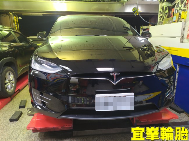 Tesla Model X LR 3D四輪定位