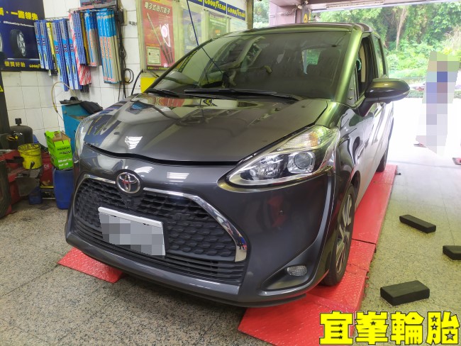 TOYOTA SIENTA Gulf GDI 0W20 輪胎對調