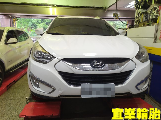 Hyundai ix35 Michelin Primacy 4+ 225/60/17  3D四輪定位