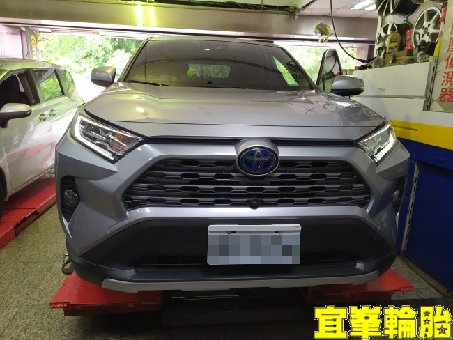 TOYOTA RAV4 Hybrid Falken ZIEX CT60 235/55/18 胎圈最佳化平衡 3D四輪定位