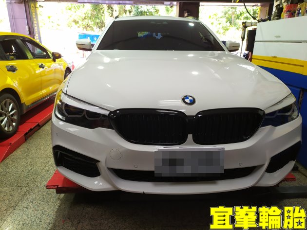 BMW G30 520D 胎壓燈亮 ORO OE發射器更換