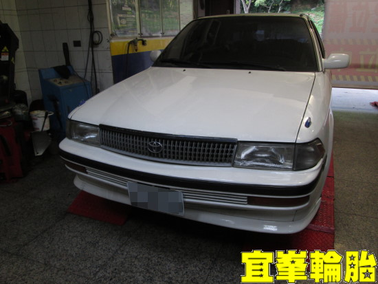 TOYOTA CORONA-Saloon Assurance TripleMax 185/65/14 3D四輪定位