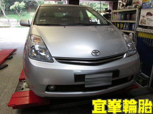 TOYOTA PRIUS 3D四輪定位