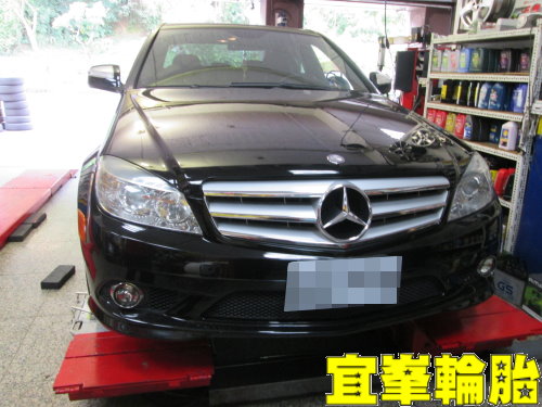 Mercedes-Benz C-Class W204 C300 3D四輪定位