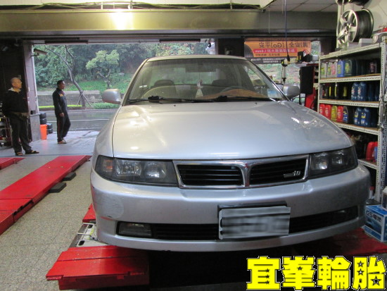 LANCER VIRAGE 3D四輪定位