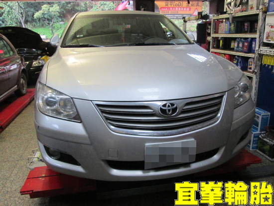 TOYOTA CAMRY Assurance TripleMax 215/60/16 SELENIA 5w40 3D四輪定位