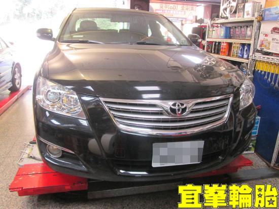 toyota camry 3.5  Assurance TripleMax 215/55/17 3D四輪定位