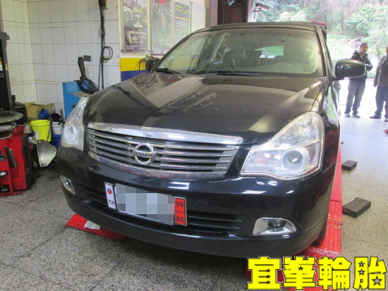NISSAN bluebird Assurance TripleMax 205/55/16 3D四輪定位