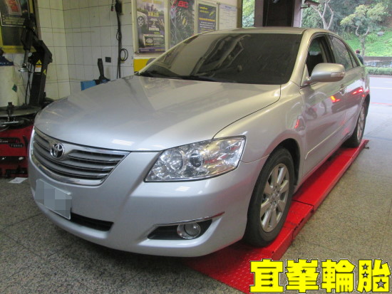 toyota camry Assurance TripleMax 215/60/16 3D四輪定位