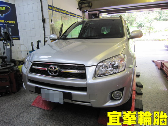 TOYOTA RAV4 SELENIA 5w40