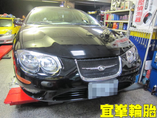 Chrysler 300M 3D四輪定位