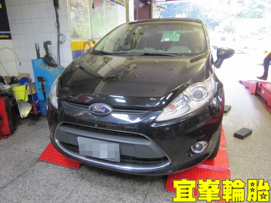 FORD FIESTA  SPR FORD 原廠型輕量化螺帽安裝