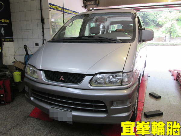 Mitsubishi Space Gear 冷氣系統清洗保養