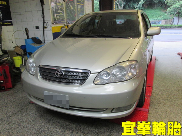toyota altis SELENIA 5W40