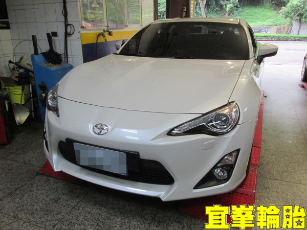 TOYOTA 86 BENDIX MKT 鈦條紋來令片碟盤車銷研磨 極致安裝 活性碳冷氣濾網更換