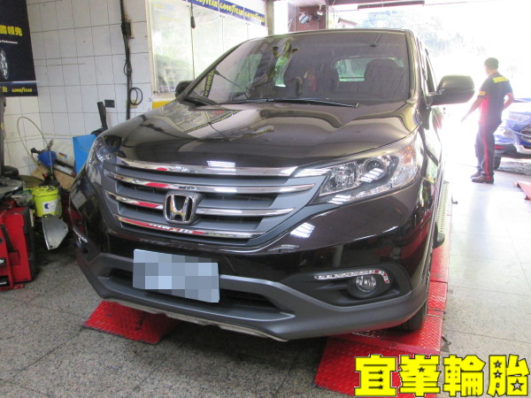 NEW C-RV 輪胎對調
