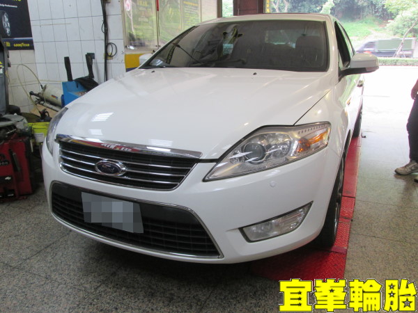 FORD MONDEO TDCI 高速煞車抖動 輪胎對調