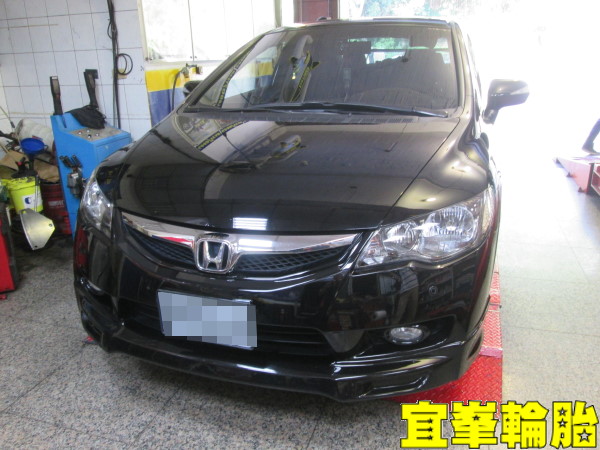 HONDA CIVIC8 喜美八代 GSD5 215/45/17 胎圈最佳化搭配 3D四輪定位