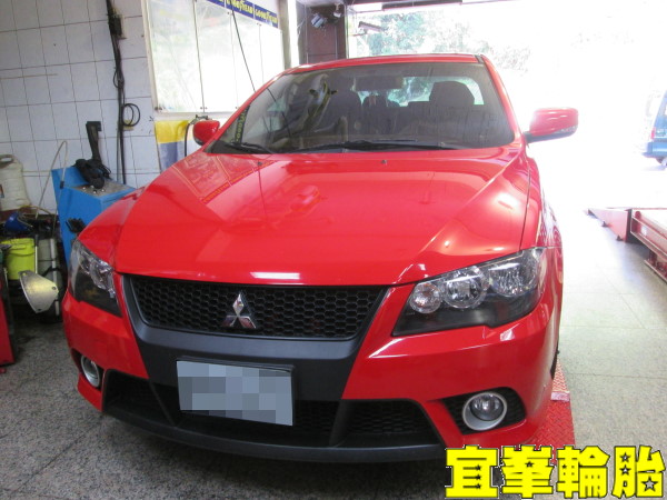 Mitsubishi Lancer Fortis SELENIA SPORT 5W-40 BENDIX MKT 鈦條紋來令片極致安裝 碟盤車銷研磨