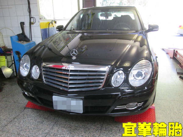 Mercedes-Benz W211 E350 CSC3 245/40/18 265/35/18 3D四輪定位