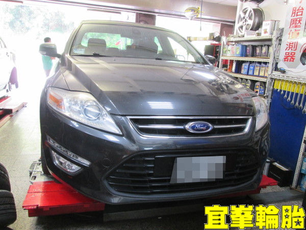 FORD MONDEO ASYM-2 F1 Asymmetric-2 235/40/18  3D四輪定位