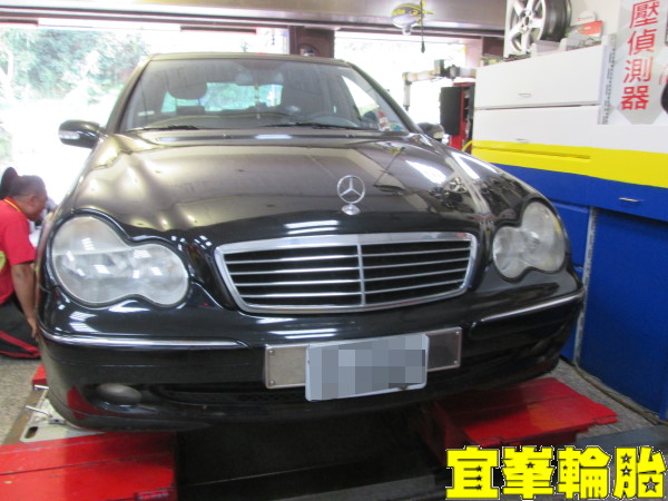 Mercedes-Benz W203 輪胎對調