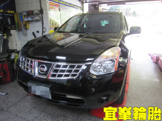 Nissan rogue 自備機油保養 輪胎對調