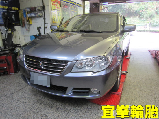 Mitsubishi Lancer Fortis  ASSURENCE FEUL MAX 205/60/16 3D四輪定位