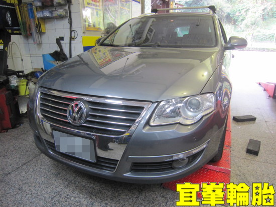 Volkswagen Passat Variant 2.0 TDI 輪胎對調 極致胎圈平衡
