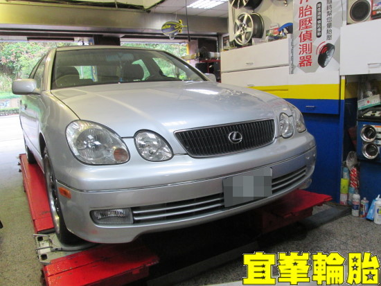 LEXUS GS300 高速抖動 輪胎應力測量 胎圈最佳化平衡  3D四輪定位
