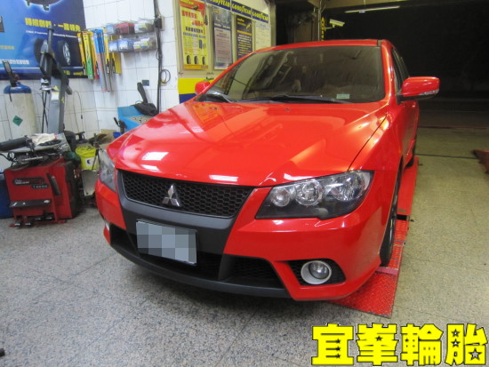 Mitsubishi Lancer Fortis SELENIA SPORT 5W-40