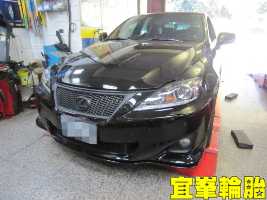 LEXUS IS250 S001 235/35/19 265/30/19 ORO W417 盲塞式TPMS極致安裝 3D四輪定位