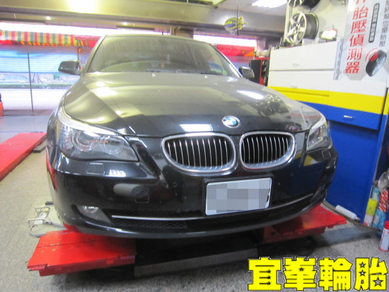 BMW 530 E60 ASYM-2 F1 Asymmetric-2 245/45/17 3D四輪定位