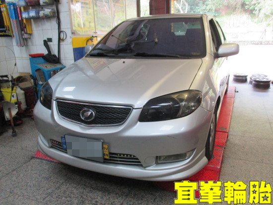 TOYOTA VIOS 自備鋁圈 Assurance triplemax 195/55/15 3D四輪定位