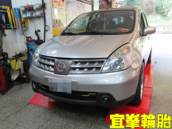 NISSAN LIVINA 底盤異音  SELENIA 10W40
