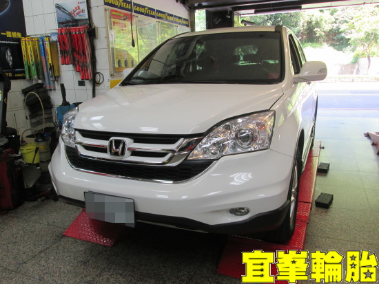 HONDA C-RV  輪胎對調  TUTELA TOP 4 煞車油脈衝式更換