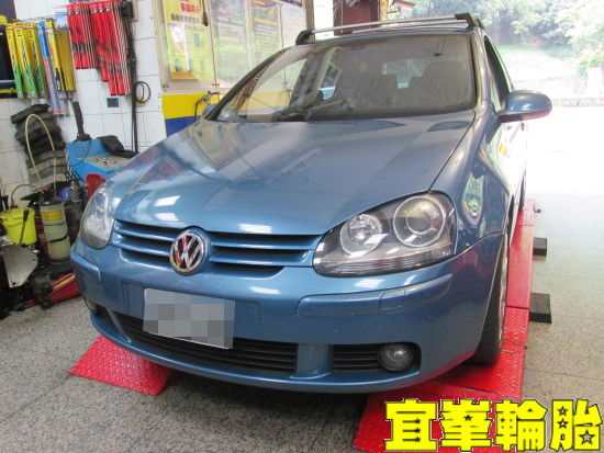 Volkswagen  Golf TDI  冷氣系統清洗保養
